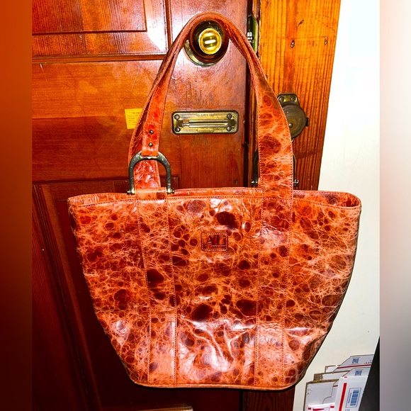 AYLazzaro Tote - Picture 1 of 10